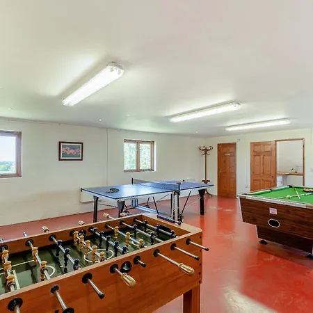 New Park Farm - Church * Ireby