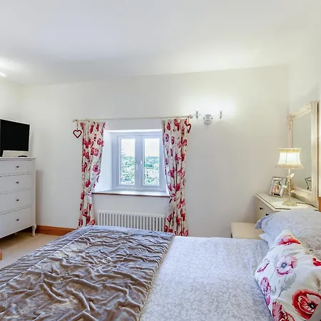 Tatil Evi New Park Farm - Church *